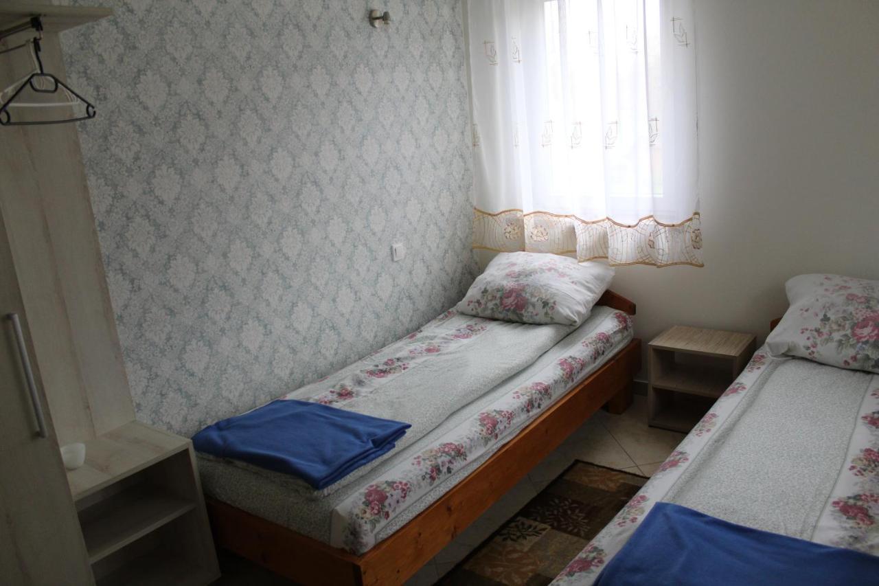 Agroturystyka Pod Kogutkiem Czysta Bagian luar foto